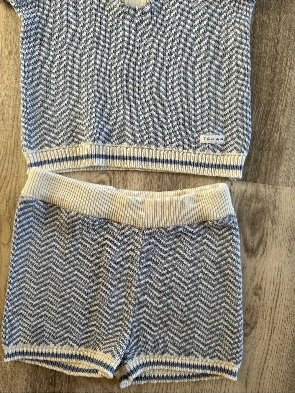 Tahari cozy knit